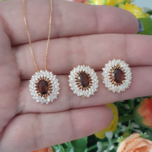 Conjunto cristal com Microzircônias