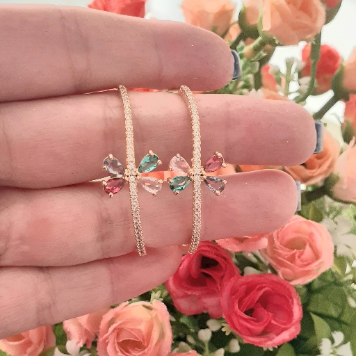 Brinco Argola com Zircônias e Cristal