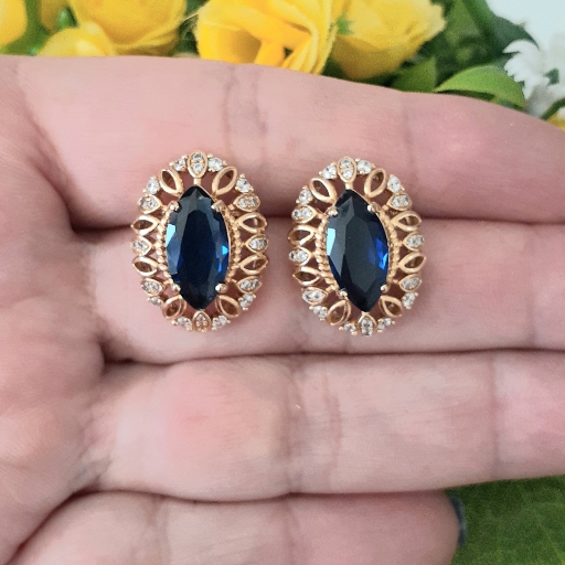 Brinco Oval Cristal Azul com Zircônias