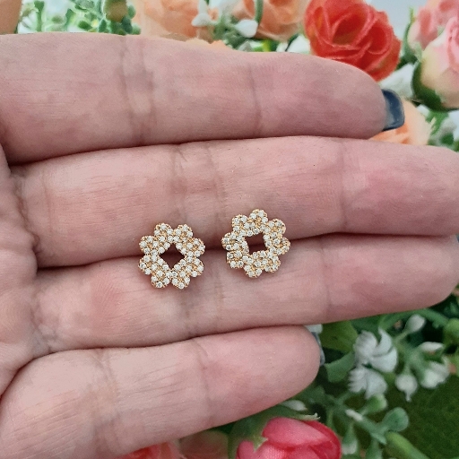 Brinco Pequenininho com Zircônias